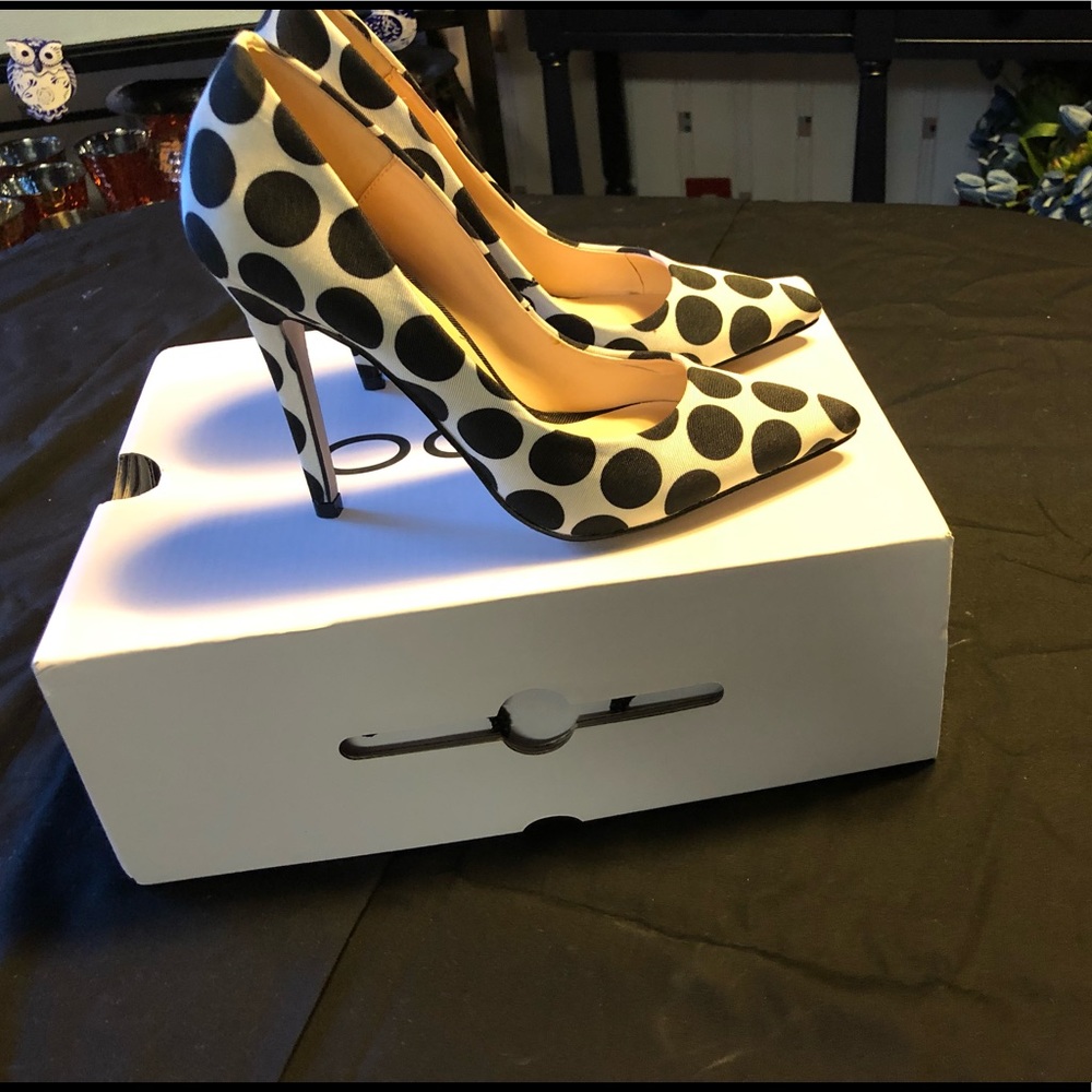 Polka Dot Pumps